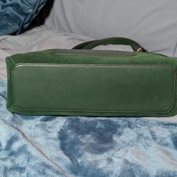 Michael Kors Emerald Green Suede East West Shoulder Bag w/Bag Charm - Picture 7 of 12